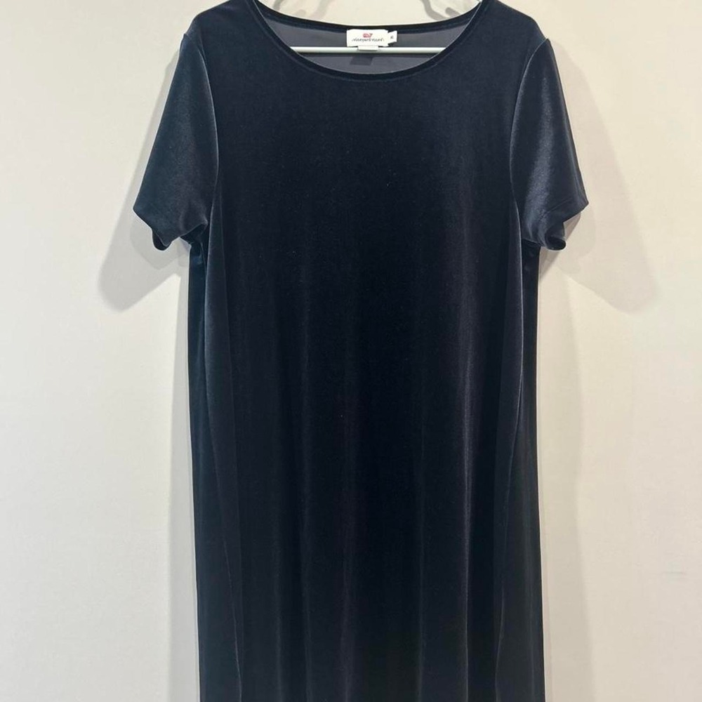 Vineyard Vines black dress size XL